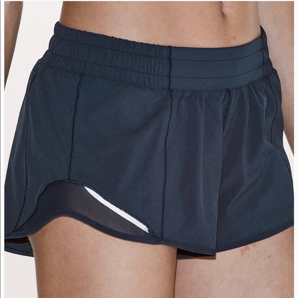 Lululemon hotty hot shorts new without tags. Black
